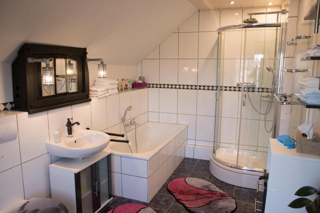 Ferienwohnung Zum Schieferhaus Wermelskirchen Exterior foto